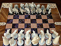 Шахматы «Лайки против волков»