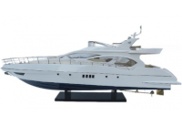 Модель моторной яхты Azimut 70