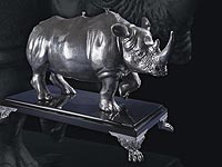 Настольное изделие «Носорог»