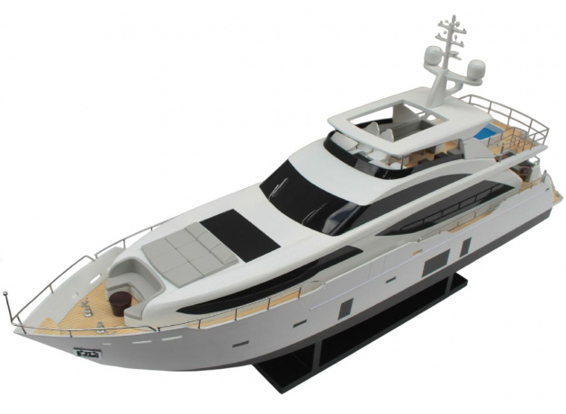 Модель моторной яхты Princess Superyachts 30M