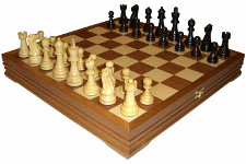 Шахматы стандартные 43х43 см. Арт. 2720